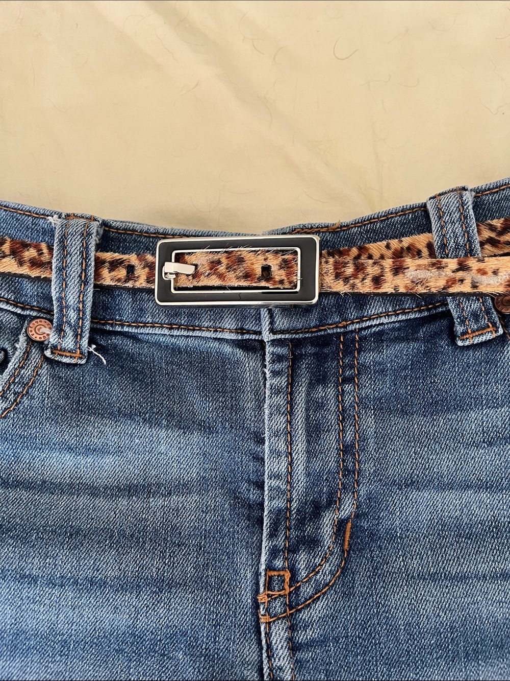Calvin Klein Leopard Print Belt - Picture 2 of 7